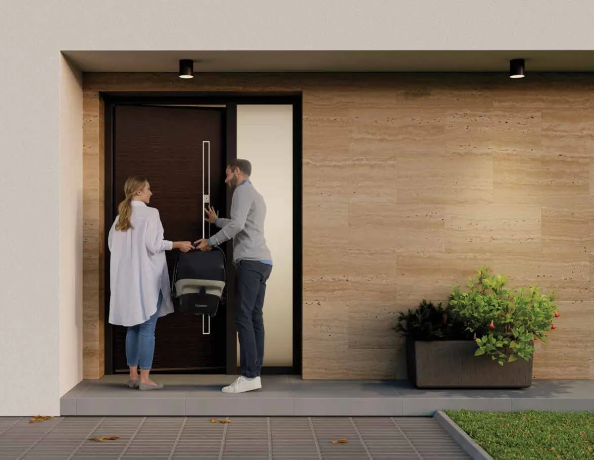 Pirnar Premium Haustür mit Sandsteinfassade in Magstadt