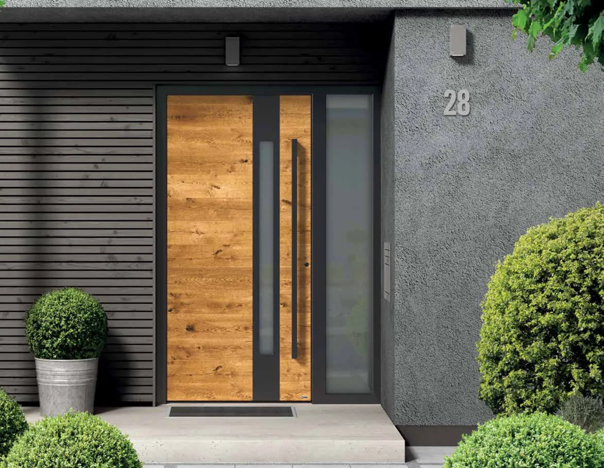 Pirnar Optimum Holz-Haustür mit Glaselement in Tübingen