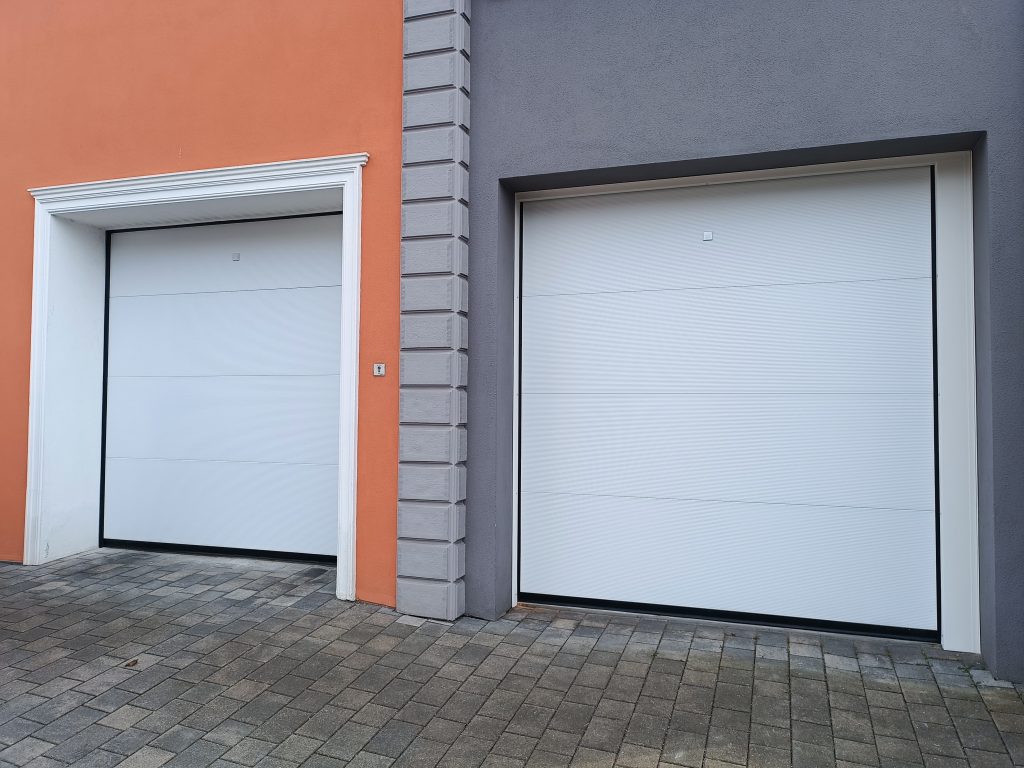 Garagentor nachher – neues Alpha Sektionaltor in Wildberg